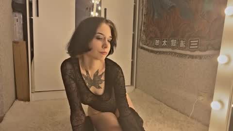 Snapshot of frau_basted chatting on October 11, 2025, 8:13 am mistress Bastet and  mintcola online show from October 11, 2025, 8:13 am