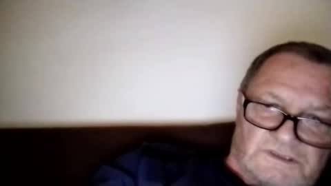 Snapshot of frauenfeind1 chatting on November 6, 2025, 12:50 pm Wolfi online show from November 6, 2025, 12:50 pm