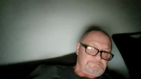 Snapshot of frauenfeind1 chatting on February 22, 2026, 7:19 am Wolfi online show from February 22, 2026, 7:19 am