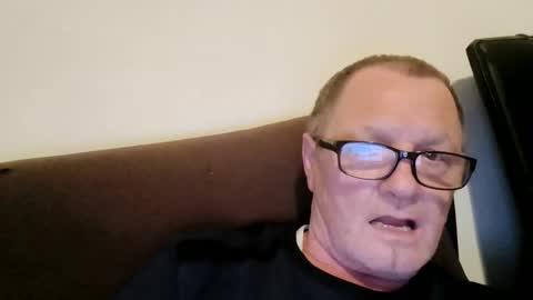 Snapshot of frauenfeind1 chatting on May 12, 2026, 6:27 pm Wolfi online show from May 12, 2026, 6:27 pm