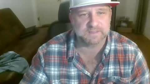 poundyouout1969 online show from February 4, 2026, 2:17 am