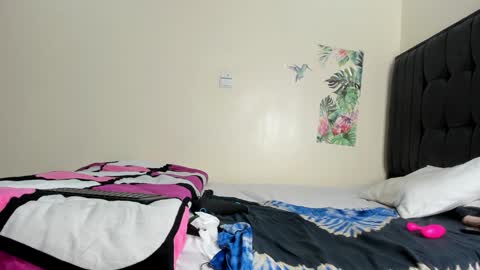 Sandra online show from February 8, 2025, 8:31 am