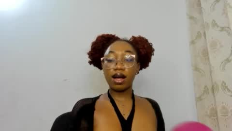 Snapshot of freaky_ebonygirl chatting on September 15, 2025, 5:24 pm Freaky ebonygirl online show from September 15, 2025, 5:24 pm