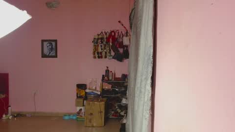 luna online show from April 18, 2026, 4:49 am