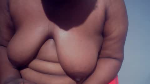 freaky slut5 online show from January 18, 2026, 4:05 am