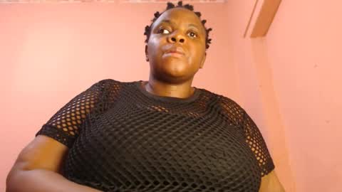 Snapshot of freakyboobsxx chatting on July 21, 2026, 2:19 pm Kimmy online show from July 21, 2026, 2:19 pm