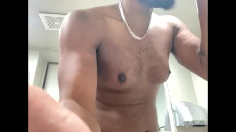 Snapshot of freakybubba chatting on January 21, 2025, 4:27 pm Freakybubba online show from January 21, 2025, 4:27 pm