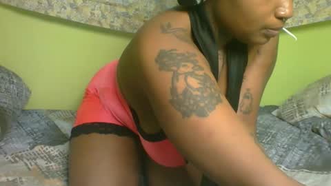 Snapshot of freakysly chatting on November 16, 2025, 12:44 pm sly online show from November 16, 2025, 12:44 pm