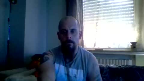 frecherkerl88007 online show from April 4, 2026, 8:12 am