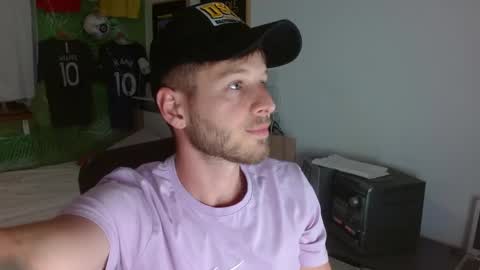 Snapshot of freddy_star chatting on May 20, 2026, 8:15 pm Frederick Perin online show from May 20, 2026, 8:15 pm