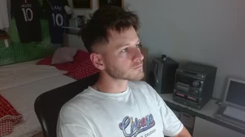 Snapshot of freddy_star chatting on June 4, 2026, 9:10 pm Frederick Perin online show from June 4, 2026, 9:10 pm