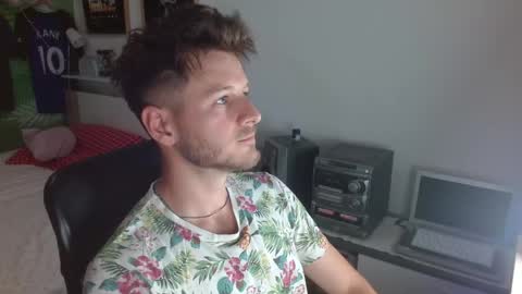 Snapshot of freddy_star chatting on June 9, 2026, 5:13 pm Frederick Perin online show from June 9, 2026, 5:13 pm