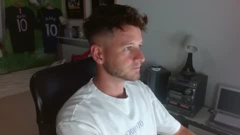 Snapshot of freddy_star chatting on July 3, 2026, 12:33 pm Frederick Perin online show from July 3, 2026, 12:33 pm