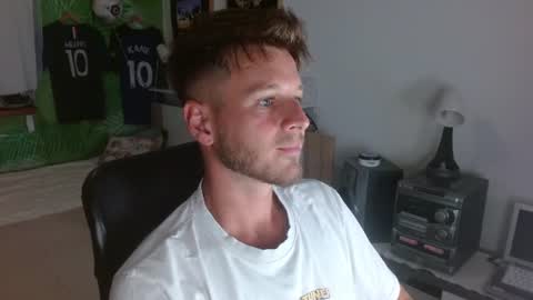 Snapshot of freddy_star chatting on July 6, 2026, 3:03 pm Frederick Perin online show from July 6, 2026, 3:03 pm