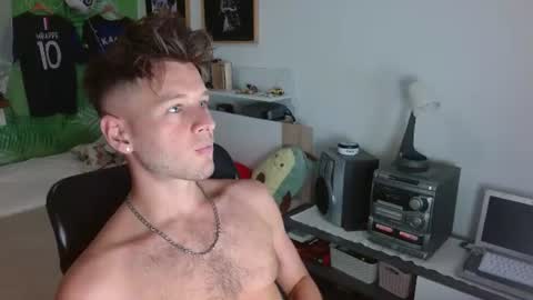 Snapshot of freddy_star chatting on July 24, 2026, 1:31 pm Frederick Perin online show from July 24, 2026, 1:31 pm
