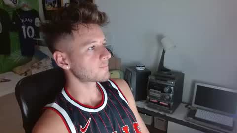 Snapshot of freddy_star chatting on July 29, 2026, 11:19 am Frederick Perin online show from July 29, 2026, 11:19 am