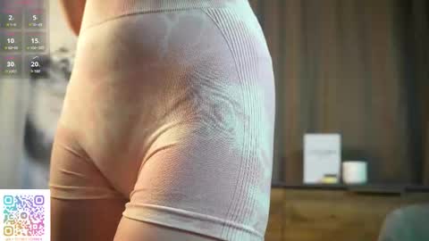 fredericashoen online show from November 22, 2025, 1:26 am