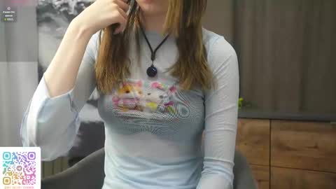 fredericashoen online show from December 16, 2025, 1:32 am