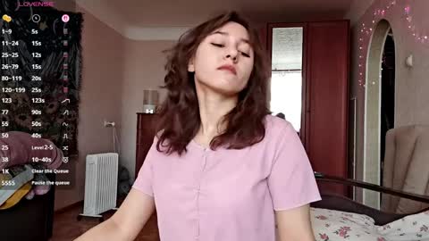 Mia online show from March 28, 2026, 8:14 am