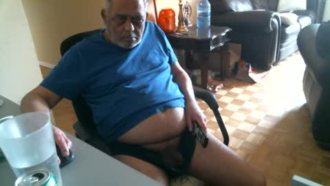 Snapshot of fredthetiger chatting on July 1, 2026, 7:24 pm fredthetiger online show from July 1, 2026, 7:24 pm