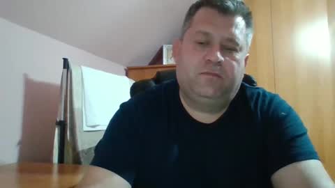 Snapshot of freeboy80180 chatting on December 29, 2024, 2:31 pm freeboy80180 online show from December 29, 2024, 2:31 pm