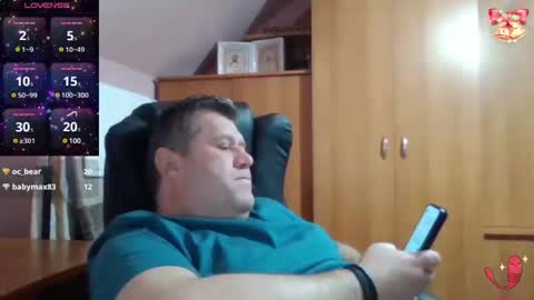 Snapshot of freeboy80180 chatting on January 17, 2025, 5:51 pm freeboy80180 online show from January 17, 2025, 5:51 pm