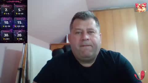 Snapshot of freeboy80180 chatting on February 2, 2025, 8:24 am freeboy80180 online show from February 2, 2025, 8:24 am