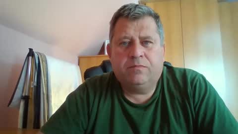 Snapshot of freeboy80180 chatting on September 18, 2025, 2:41 pm freeboy80180 online show from September 18, 2025, 2:41 pm