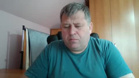 freeboy80180 online show from February 14, 2026, 11:18 am