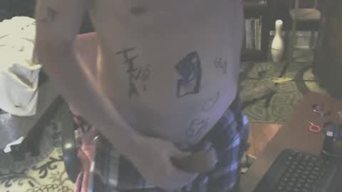 Snapshot of freetoloveprettybpois chatting on February 20, 2025, 9:11 am Guy4YngrSmoothWild online show from February 20, 2025, 9:11 am