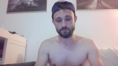 french_truck online show from April 18, 2026, 7:58 pm