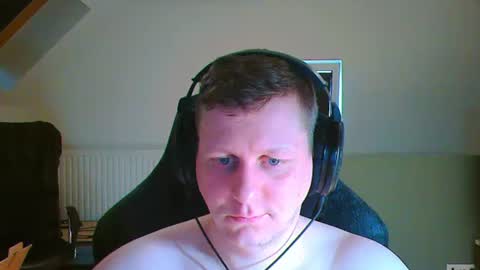 Snapshot of frenchfrieswithmayo chatting on June 5, 2026, 6:57 pm French fries online show from June 5, 2026, 6:57 pm