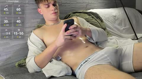 Alex or Andrzej online show from April 1, 2026, 8:50 pm