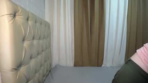 Savanna online show from October 6, 2025, 6:33 am