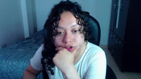 Louise  online show from December 30, 2024, 3:03 am