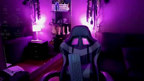     online show from January 11, 2025, 7:06 am