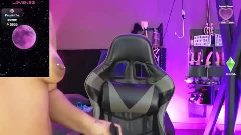     online show from February 12, 2025, 5:15 am