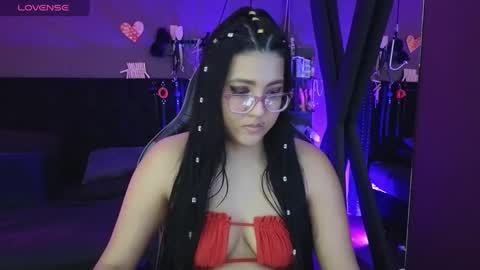     online show from March 3, 2025, 5:39 pm