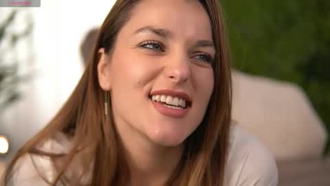 freyaheart online show from October 15, 2025, 6:02 am