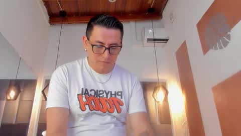  ALIS AND ALEX  online show from October 23, 2025, 4:17 pm