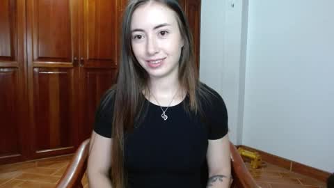 freyanatural online show from February 6, 2025, 2:22 am