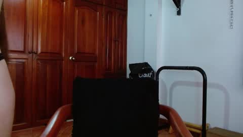 freyanatural online show from September 9, 2025, 5:34 pm