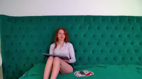 FreyaVey online show from February 20, 2026, 6:26 am