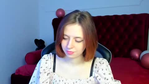 FreyaVey online show from February 25, 2026, 6:12 am