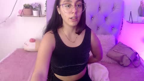 Freyja online show from March 6, 2025, 1:58 am