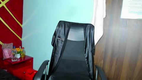 freyja_naugthy online show from February 6, 2026, 1:14 pm