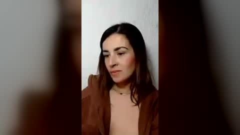 Snapshot of frida__x chatting on June 13, 2026, 1:31 pm Frida online show from June 13, 2026, 1:31 pm