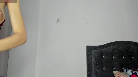 Snapshot of fridasr_3 chatting on December 17, 2024, 3:17 pm Frida online show from December 17, 2024, 3:17 pm