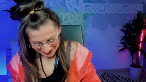 Snapshot of fridatander chatting on January 26, 2025, 12:11 pm Frida Tander online show from January 26, 2025, 12:11 pm