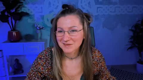 Snapshot of fridatander chatting on January 30, 2025, 12:06 pm Frida Tander online show from January 30, 2025, 12:06 pm